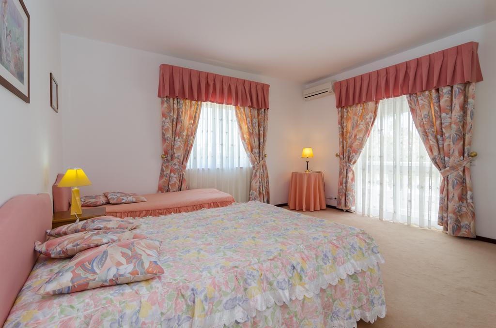 Villa Do Monte Monte Raposo Szoba fotó