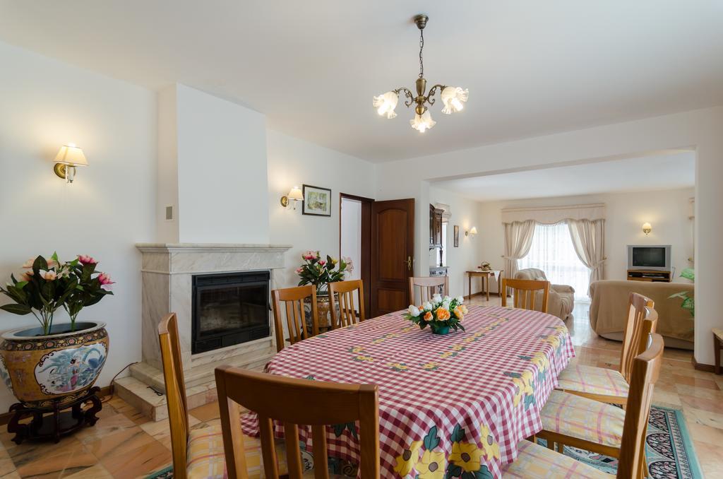 Villa Do Monte Monte Raposo Szoba fotó